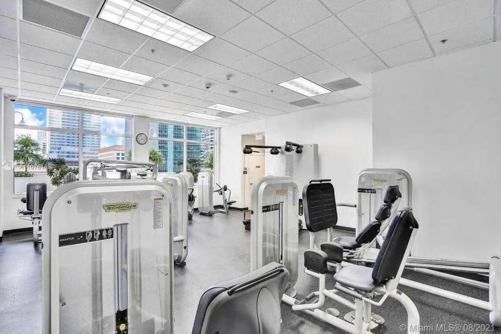 Ocean View 35Th Floor, In The Heart Of Miami Apartment Exterior photo